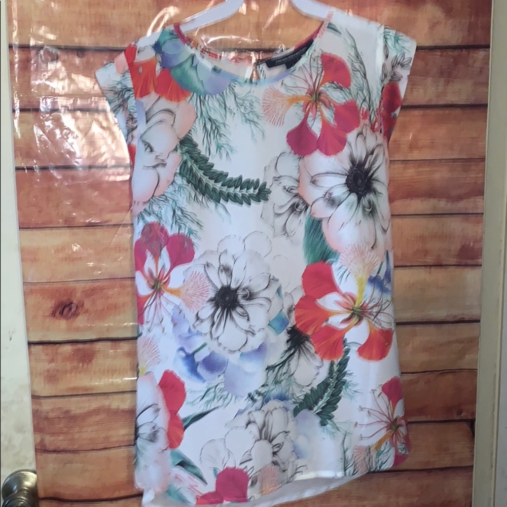 Floral print blouse